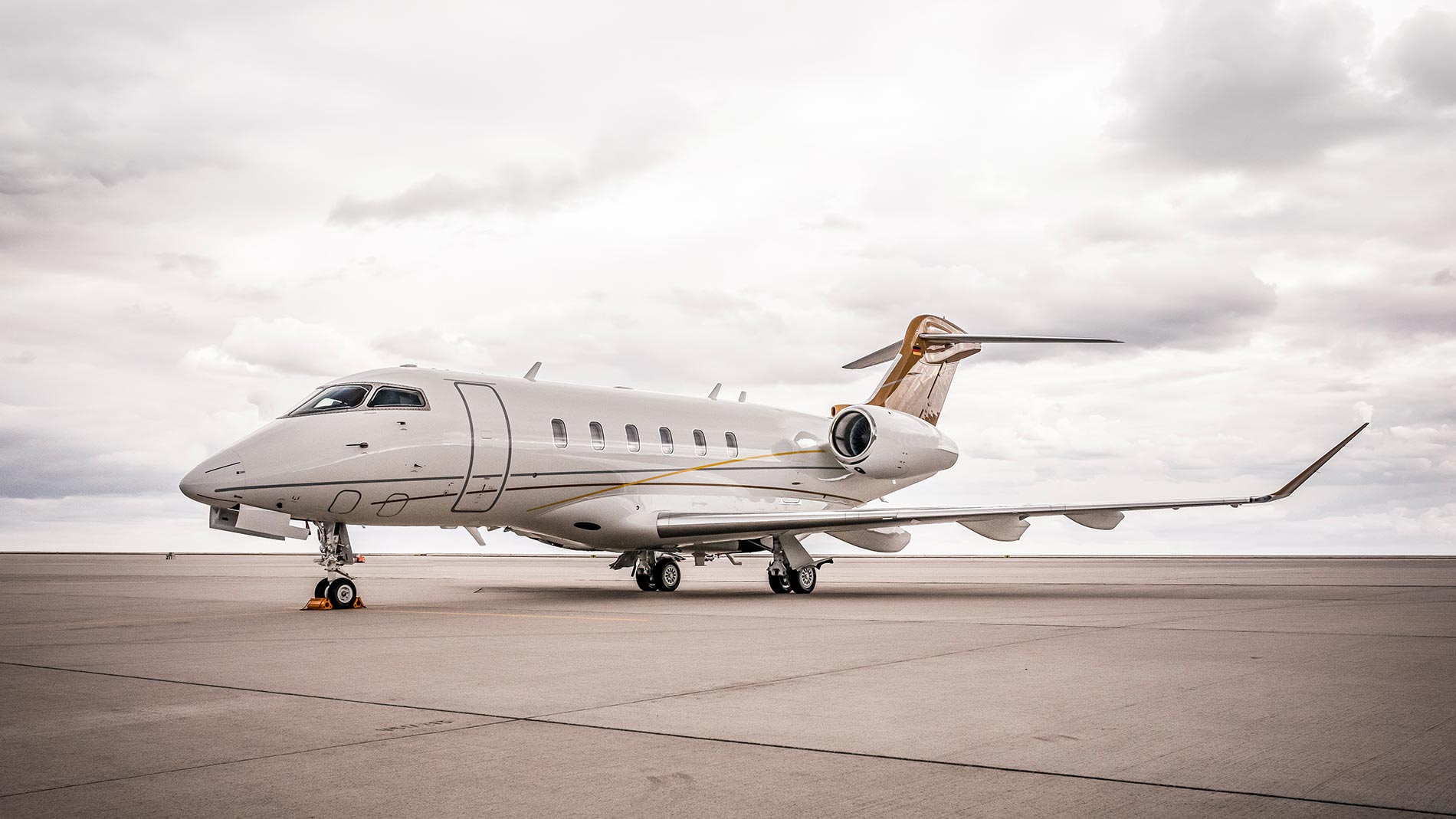  BOMBARDIER Challenger 350 