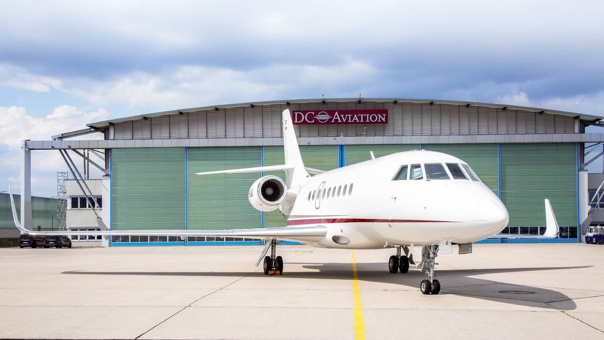 Dassault Falcon 2000s auf dem Boden